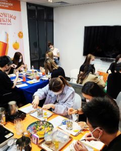 OleHenriksen Candle Workshop