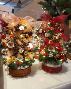 聖誕松果樹 Pine Cone Tree